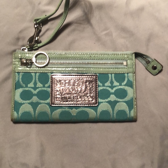 Coach wallet clutch